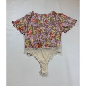 LUSH Floral Print Short Sleeve Bodysuit With V-Neckline Small (KK244)
